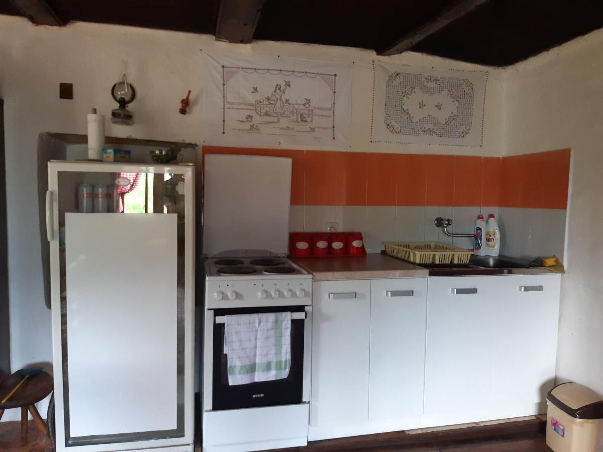 Etno Guest House Lalovic Tjentiste Buitenkant foto